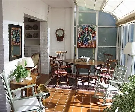 ホテル Antonio's House シッチェス